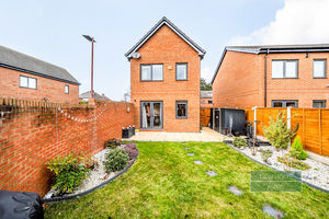 Photo 8- click for photo gallery